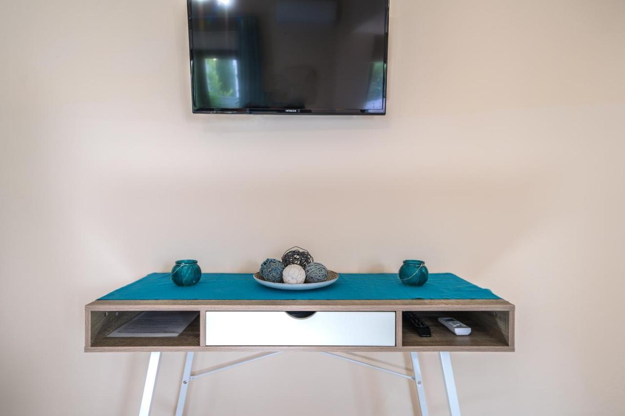 Iro City And Beach Boutique Homes Ханя Екстериор снимка
